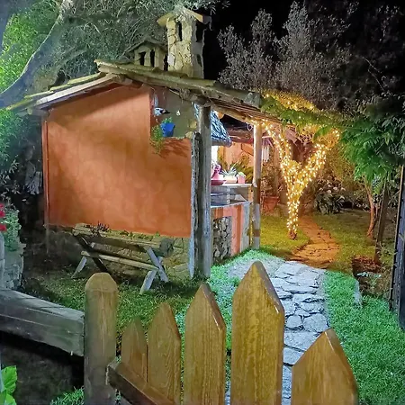 Bed & Breakfast The Treehouse - Casa Sull'albero Al Golden Camp *