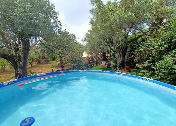 The Treehouse - Casa Sull'albero Al Golden Camp Falerna